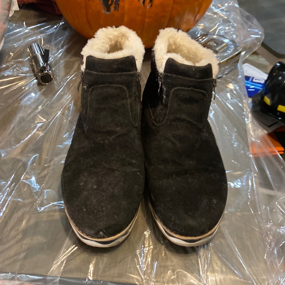 Mens lined boots